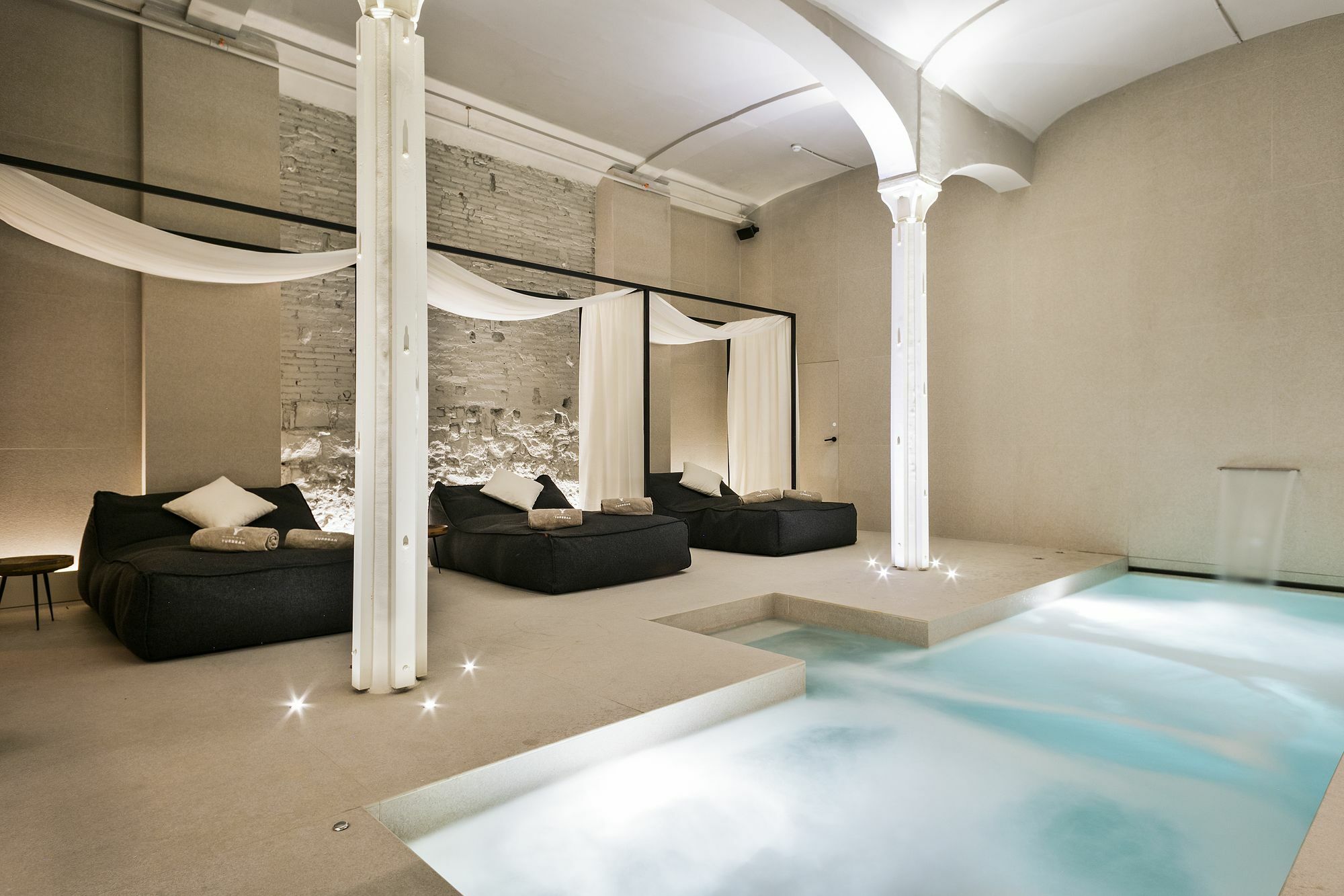 Yurbban Passage Hotel & Spa Барселона Екстер'єр фото
